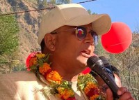 कांग्रेसका सदस्य विष्ट प्रवेश गरे एमाले