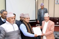 कांग्रेसको विवाद समाधान गर्न कार्यवाहक सभापति खड्काको आग्रह