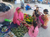 साउन लागेसँगै हरियो चुरापोतेको व्यापार बढ्यो