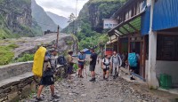 मनास्लु लार्केपास पदयात्रा खुला, सतर्कता अपनाएर यात्रा गर्न टानको आग्रह