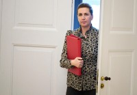 ग्रिनल्यान्डबारे सार्वभौमसत्तामा वार्ता हुँदैनः डेनमार्क