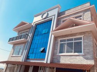 यस्तो बन्दैछ ‘पोखरा घर’