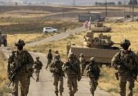 दक्षिणी सिरियामा इजरायली सेनाको आक्रमणमा १० जनाको मृत्यु
