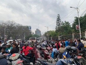 अपांगहरुकाे न्याय नपाएकाे भन्दै विरोध तस्विरमा