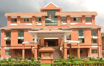 गाउँको सिंहदरबारमा मौलाउँदै भ्रष्टाचार