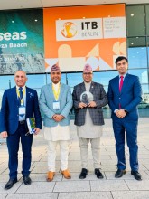 पर्यटनमन्त्री पाण्डेलाई जर्मनीमा उत्कृष्ट पर्यटनमन्त्रीको सम्मान