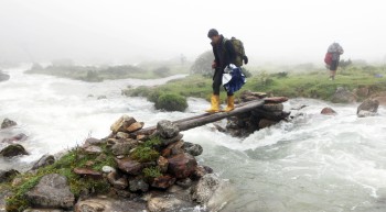 पाँच वर्षमा पनि बनेन सेती नदीमा पुल