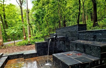 देवघाटमा ढुङ्गेधारा निर्माण