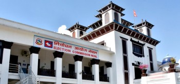 जनमत परीक्षणको घडी निकट