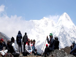 कञ्चनजंगामा आन्तरिक पर्यटककाे माेह