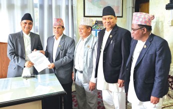 संघदेखि प्रदेशसम्म प्रतिपक्षी बेञ्चमा माओवादी
