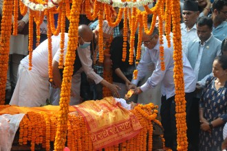 सीता दाहालको राजकीय सम्मानका साथ अन्त्येष्टि