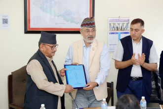 ४६ हजार शिक्षकलाई सुविधा र मौका परीक्षा प्रस्ताव