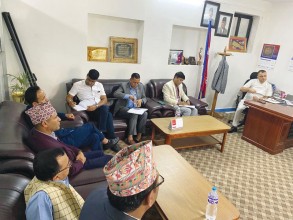 साउदी समस्याबारे व्यवसायी र महानिर्देशक दाहालबीच छलफल 