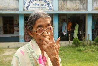 मतदाता सूची विवादबीच पश्चिम बंगालमा मतदान सुरु