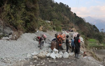 महारानीथान-छाप-डाडाखेत-ठुलोखोला सडकको टुनीखर्क क्षेत्रमा स्तरोन्नति शुरु