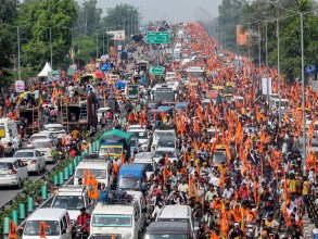 भारतको हरिद्वारस्थित एक मन्दिरमा भागदौड मच्चिँदा छ जनाको मृत्यु