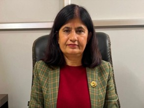 कर्मचारीहरुको सरुवा समयानुकल परिमार्जन गर्न  प्रशासनमन्त्री न्यौपानेकाे निर्देशन