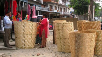 बिक्रीका लागि बाँसको भकारी