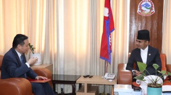 सञ्चारमन्त्री तिमिल्सिनासँग चिनियाँ राजदूतको शिष्टाचार भेटवार्ता