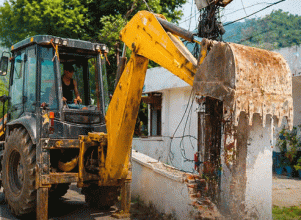 अतिक्रमित संरचना हटाउने सरकारी अभियानको प्रभाव देशभर