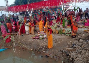 उदाउँदो सूर्यलाई अघ्रय दिँदै वासन्ती छठ सम्पन्न