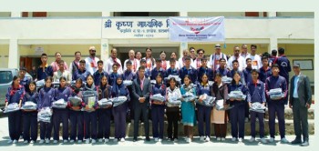 चन्द्रागिरिका ४८० विद्यार्थीलाई पोसाक र शैक्षिक सामग्री वितरण 