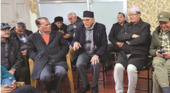 विभाजन रोक्न शेखरको ‘मुभ’