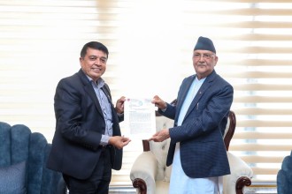 बजेट र अन्य नीतिगत विषय सम्बोधन गर्न महासंघ अध्यक्ष ढकालद्वारा प्रधानमन्त्रीलाई  आग्रह 