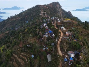 मनमोहक तनहुँको दुबुङ गाउँ