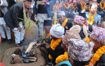 खोटाङको खार्मीमा दुमी किरात राईहरु