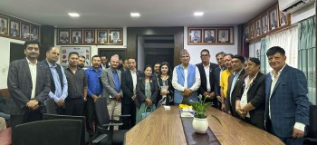 सुनचाँदीको भन्सार दर घटाउन तयार : अर्थमन्त्री पौडेल 