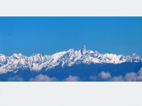 दश हिमाल, सूर्योदय र सूर्यास्त नियाल्न नगरकोटमा पर्यटक