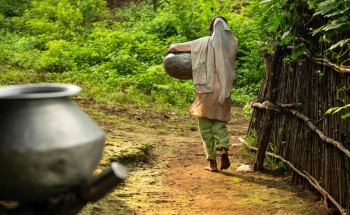 भारतका सुक्खा प्रभावित गाउँमा बालिकाहरूको शिक्षा गम्भीर संकटमा