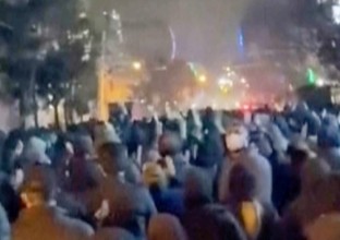 इरानमा सरकारविरोधी आन्दोलन तीव्र