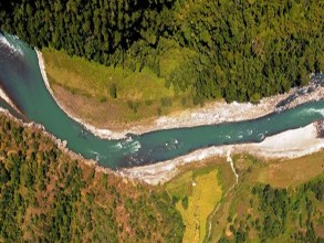 काबेली खोलाले एक्साभेटर र टिपर बगायो