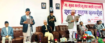 नवनियुक्त मुख्यमन्त्री शाहीद्वारा शपथ