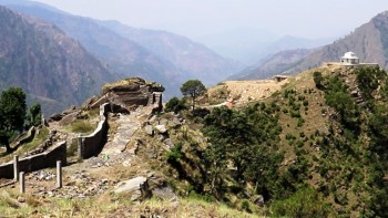 आन्तरिक पर्यटकको रोजाइमा कोटदरबार