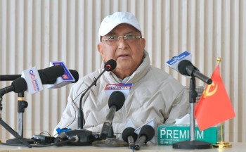 देश र जनताका पक्षमा दृढतापूर्वक काम गर्न सांसदलाई अध्यक्ष ओलीको निर्देशन