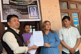 काठमाडाैं फाेनिजले नेपाल पत्रकार महासंघ काठमाडाैंलाई बुझायाे ज्ञापन पत्र