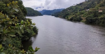 कुलेखानीमा जलसतह बढेपछि देउराली-सिस्नेरी सडक ४ः०० बजेदेखि बन्द