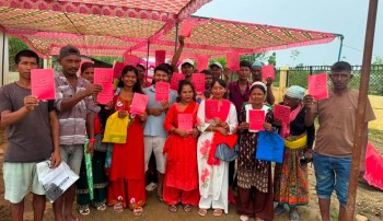 सय कार्यसूचीको काम देखाउन हतारमा लालपूर्जा वितरण