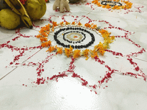 भक्तपुरका नेवार समुदायले फरकफरक दिनमा तिहार मनाउँदै