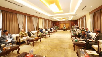 निर्वाचन आयोगका पदाधिकारीसहितको सर्वपक्षीय बैठक बालुवाटारमा सुरु