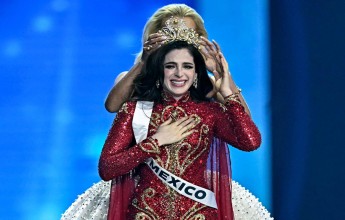थाइल्यान्डमा नाटक मञ्‍चनपछि मिस मेक्सिको विजयी