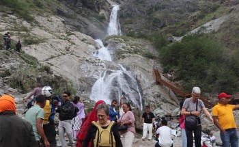 एघार महिनामा म्याग्दी हुँदै सात लाख पर्यटक मुस्ताङ पुगे