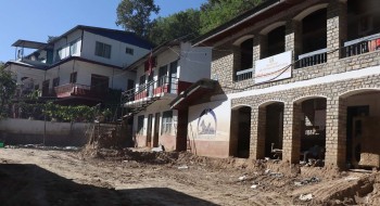 बाढीको क्षतिले म्याग्दीमा सरकारी कार्यालयका सेवा प्रभावित