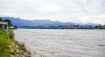 नारायणी नदीले सतर्कता तह पार गर्‍यो, तटीय क्षेत्रका बासिन्दालाई सतर्क रहन आग्रह