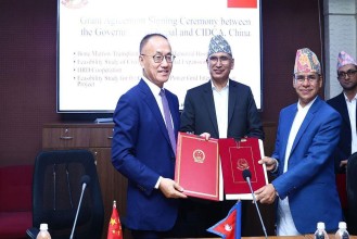 चार वटा परियोजनाको समझदारी पत्रमा अर्थमन्त्री पौडेल र चीनको सियाओदोङ्गको   हस्ताक्षर