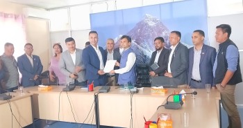 मन्त्रिपरिषदबाटै 'बाधा अड्काउ फुकाउ' गर्न निर्माण व्यवसायीकाे माग